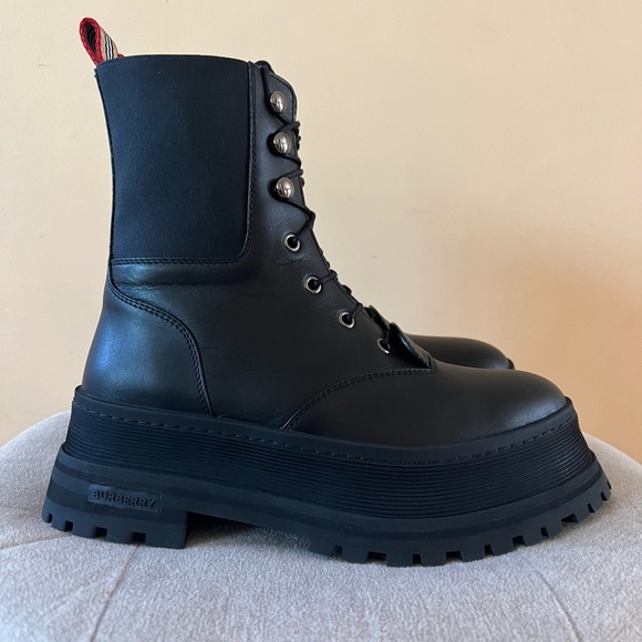 Burberry Icon Stripe Lace-up Leather Boots - Picture 2 of 15